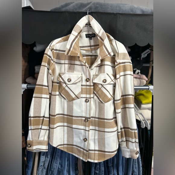 Women’s Oversized Flannel Shacket - Picture 1 of 8